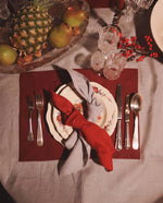 Load image into Gallery viewer, Scarlet red 100% Linen Napkins (Set of 4) – 45x45 cm
