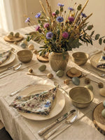 Load image into Gallery viewer, Easter table - Linen napkins in Garden Flowers, set of 4pcs
