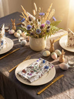 Load image into Gallery viewer, Easter table - Linen napkins in Garden Flowers, set of 4pcs
