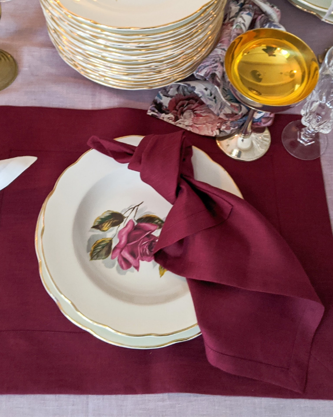 Linen burgundy napkins